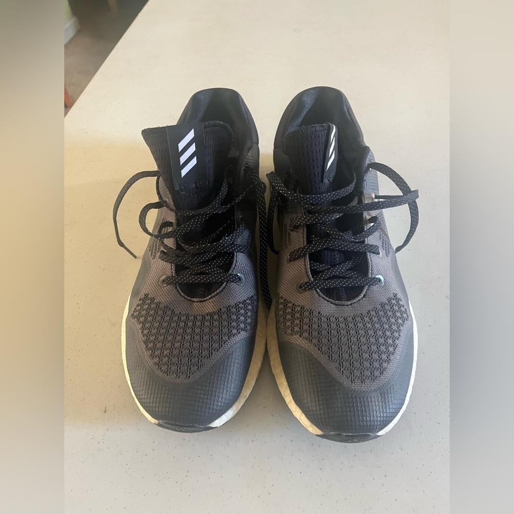 ADIDAS BOOST MENS SHOES SIZE 11